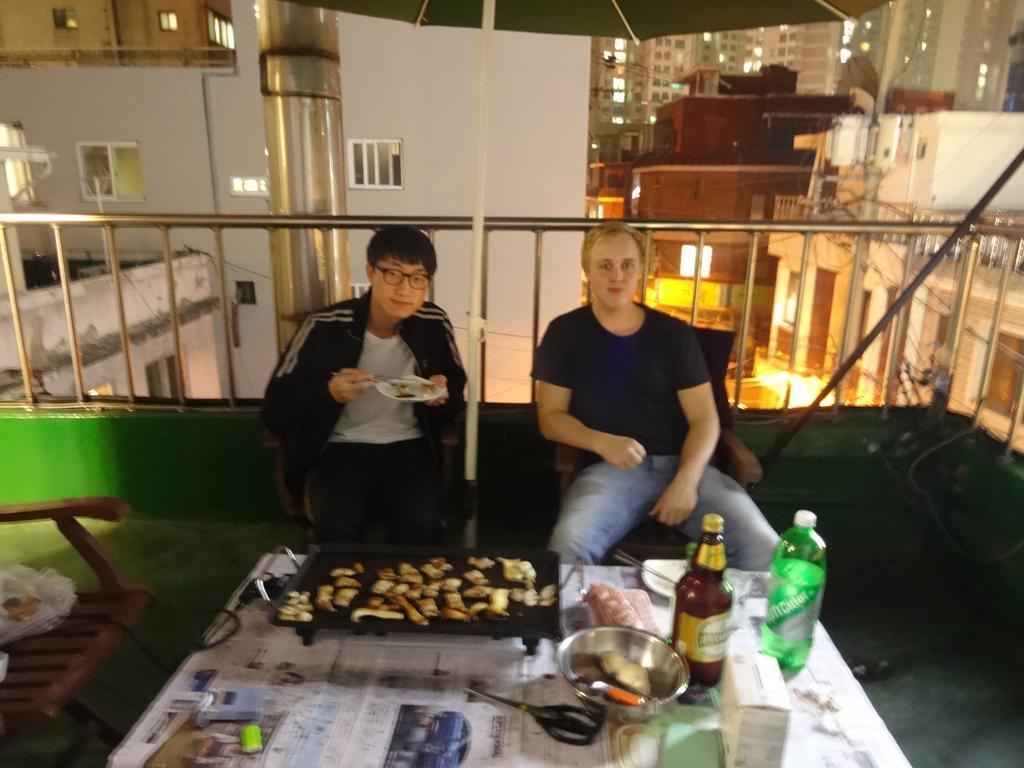 W Mini Hotel Dongdaemoon Seoel Buitenkant foto