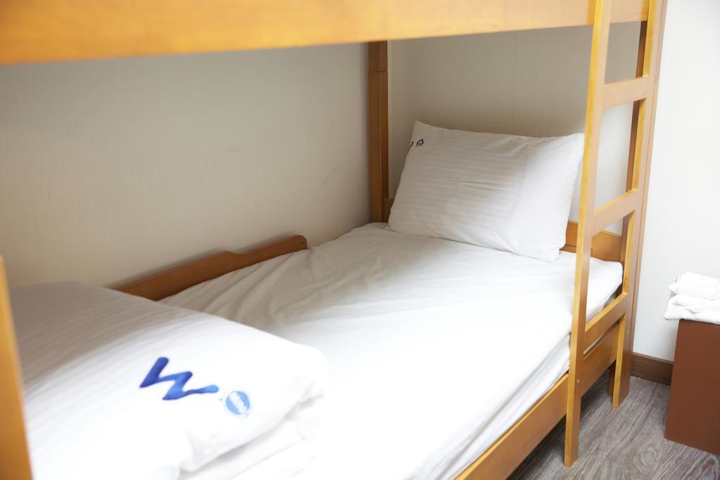 W Mini Hotel Dongdaemoon Seoel Buitenkant foto