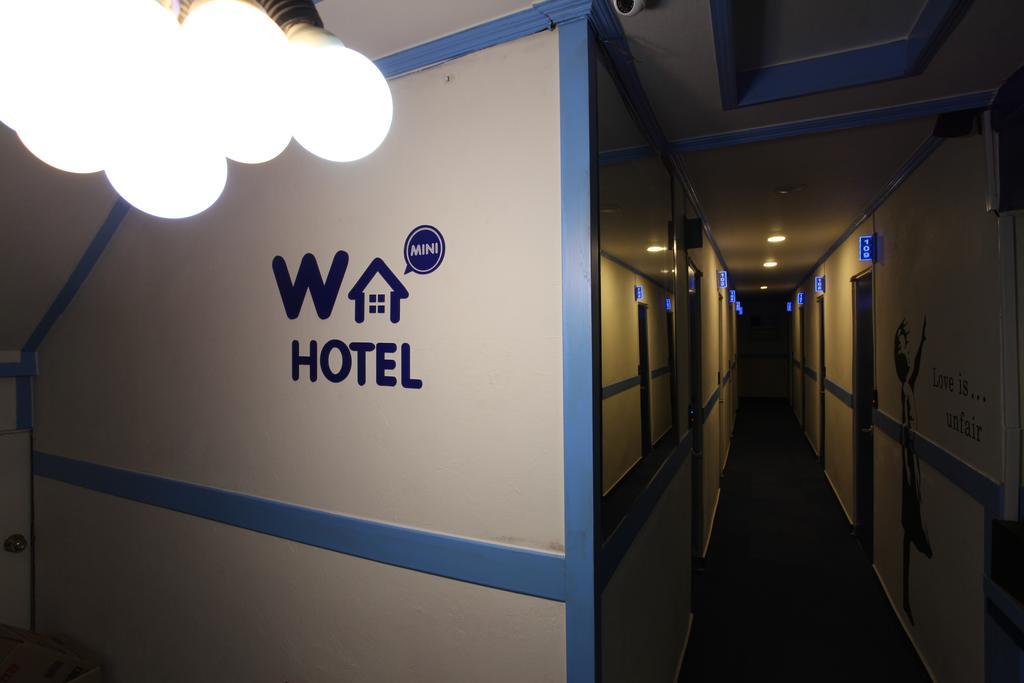 W Mini Hotel Dongdaemoon Seoel Buitenkant foto